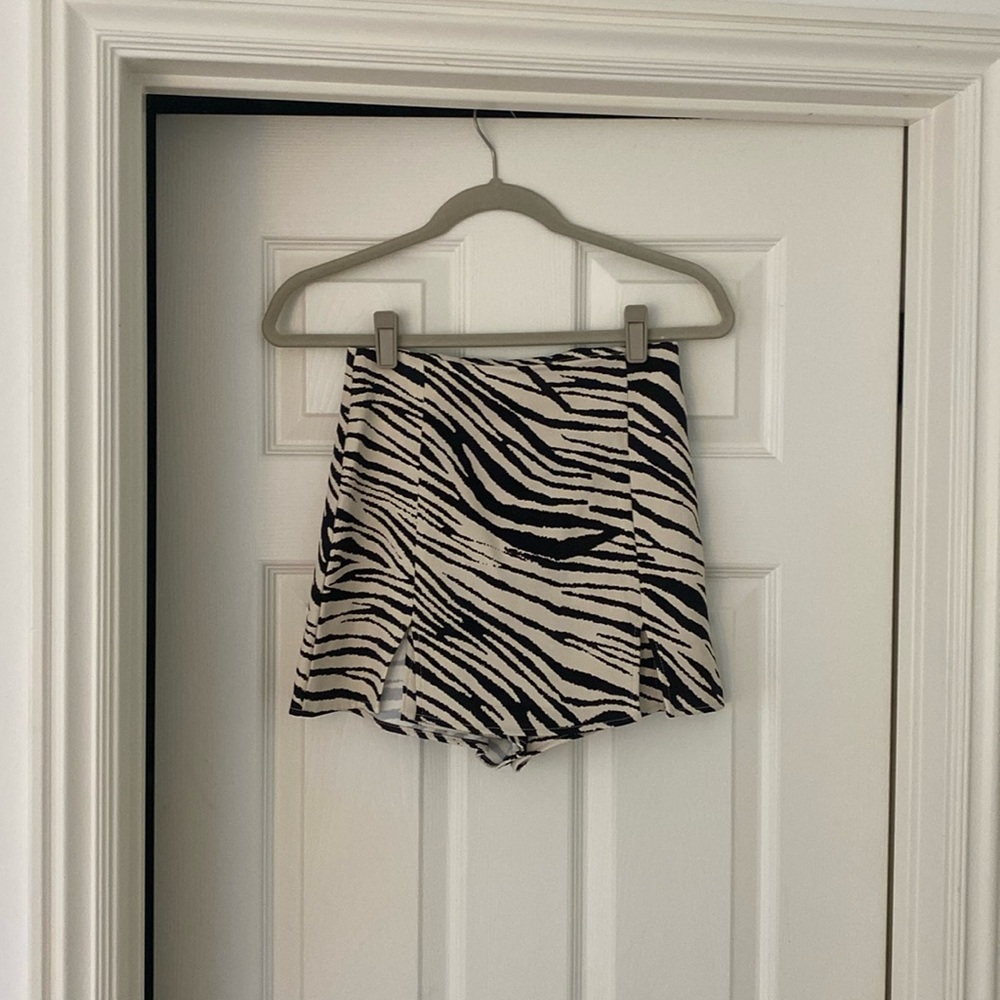 Zara Zebra Print Skort